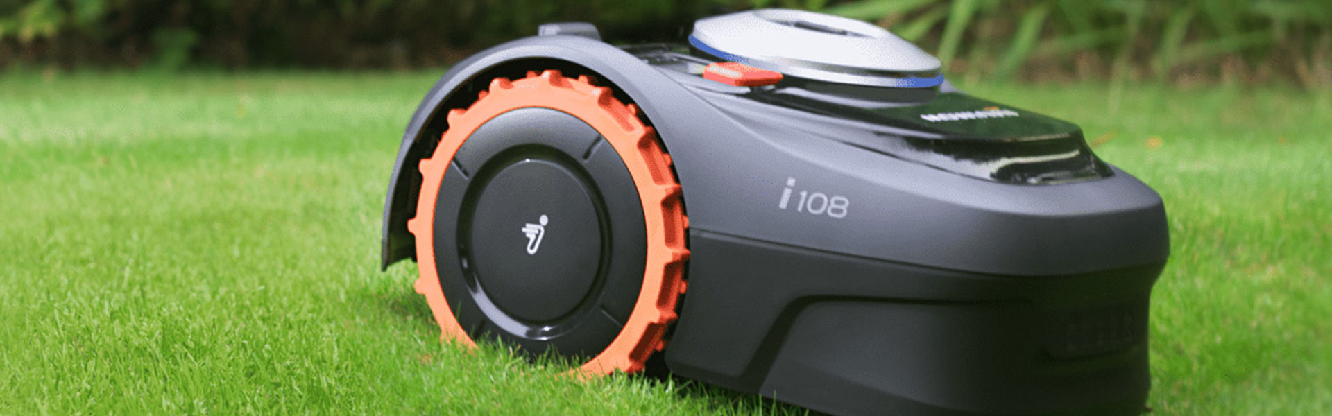 Mähroboter in Aktion